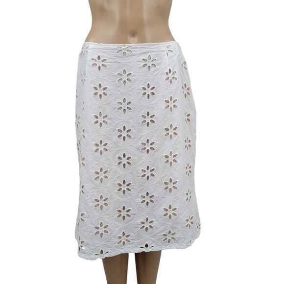 Neiman Marcus White Cotton Eyelet Floral Skirt with Silk Peach Lining - Picture 1 of 10